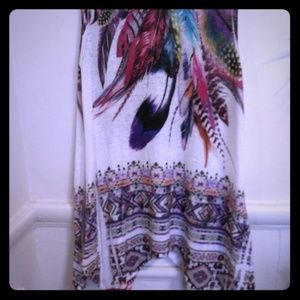 Beautiful Feather Print Sleeveless Top